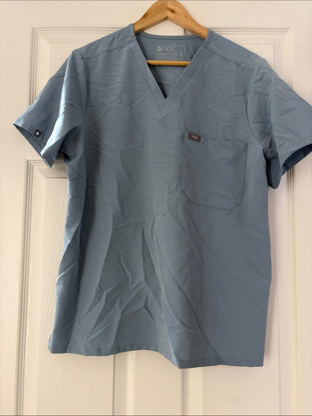 Figs Catarina scrub top